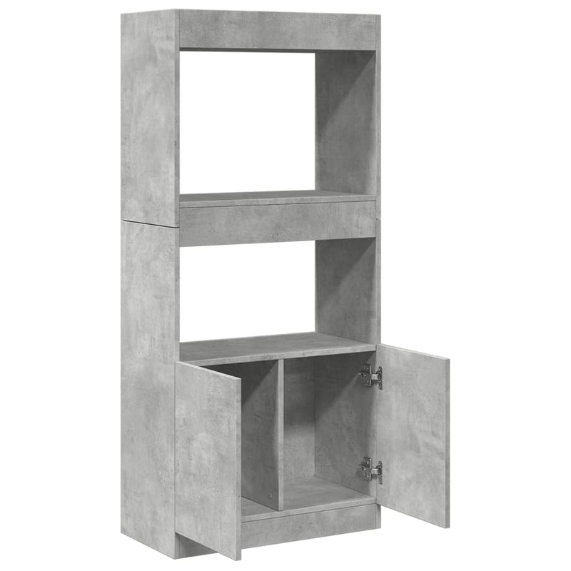 Highboard betonggrå 63x33x140 cm konstruert tre