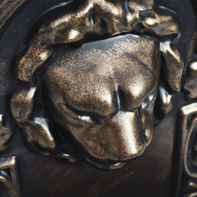 Veggfontene med løvehode bronse